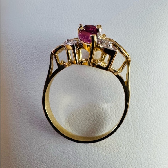 10K Yellow Gold Vintage Inspired Ruby Diamond Flower Leaf Ring Unique size 6.5 - Picture 8 of 10